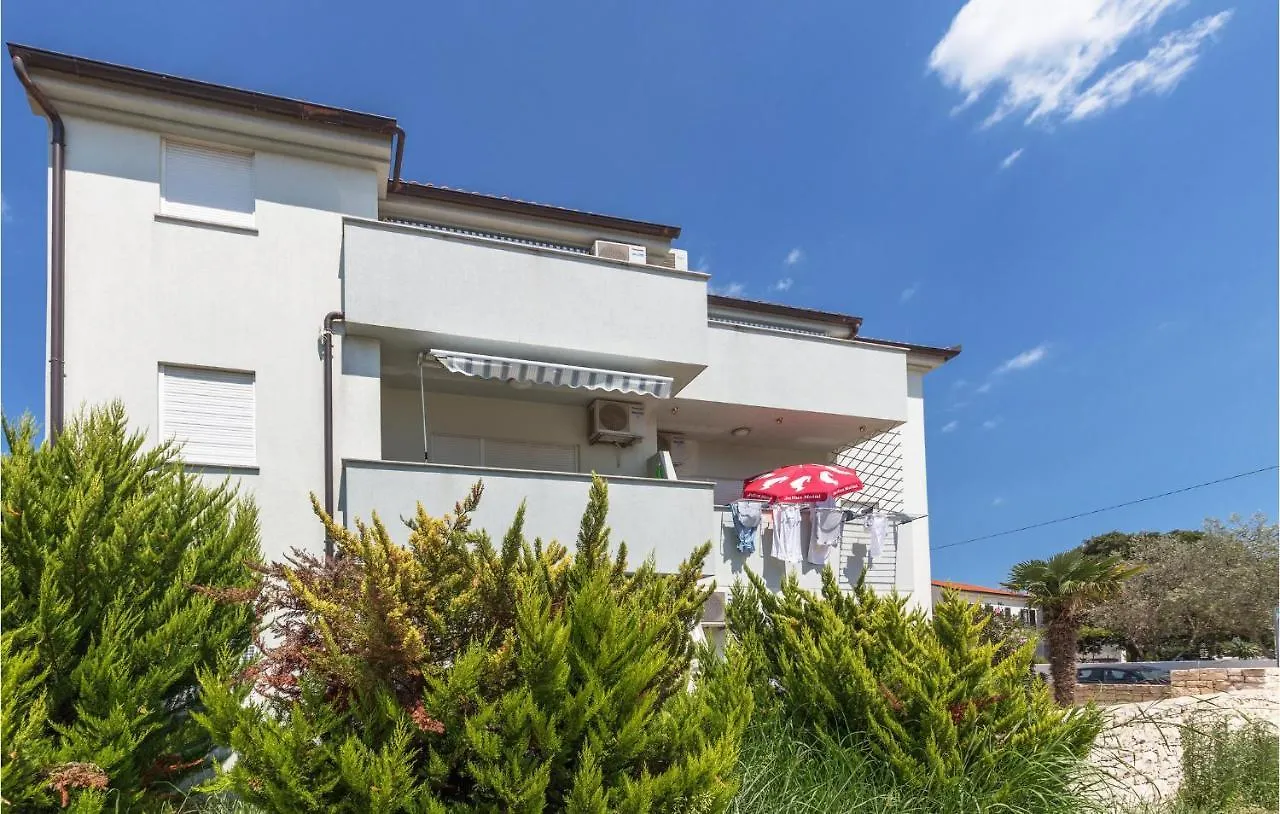 Gorgeous Apartment In Medulin With Wifi